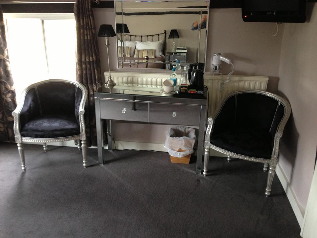 The Nags Head Hotel Great Missenden Ruang foto