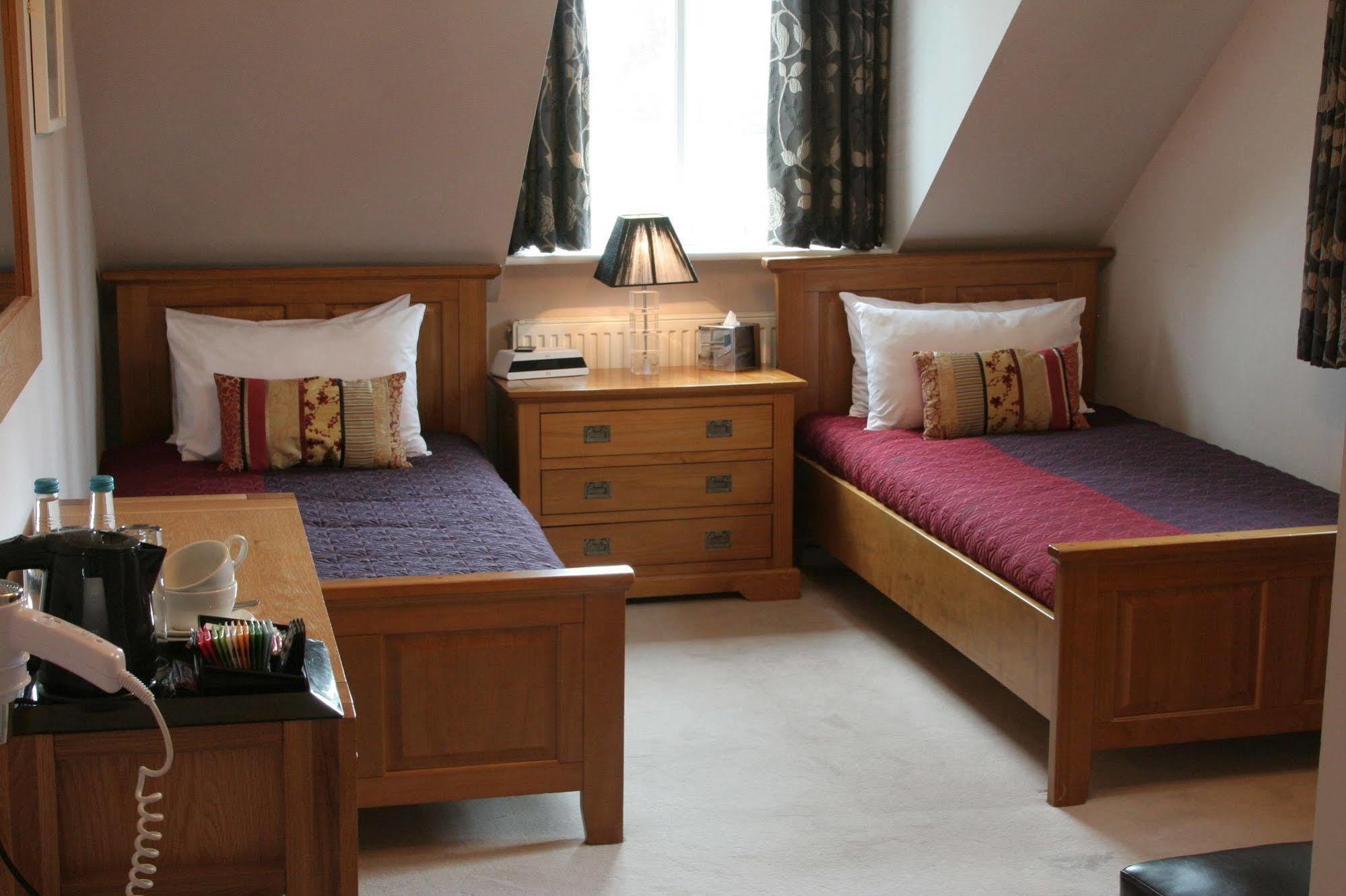 The Nags Head Hotel Great Missenden Bagian luar foto
