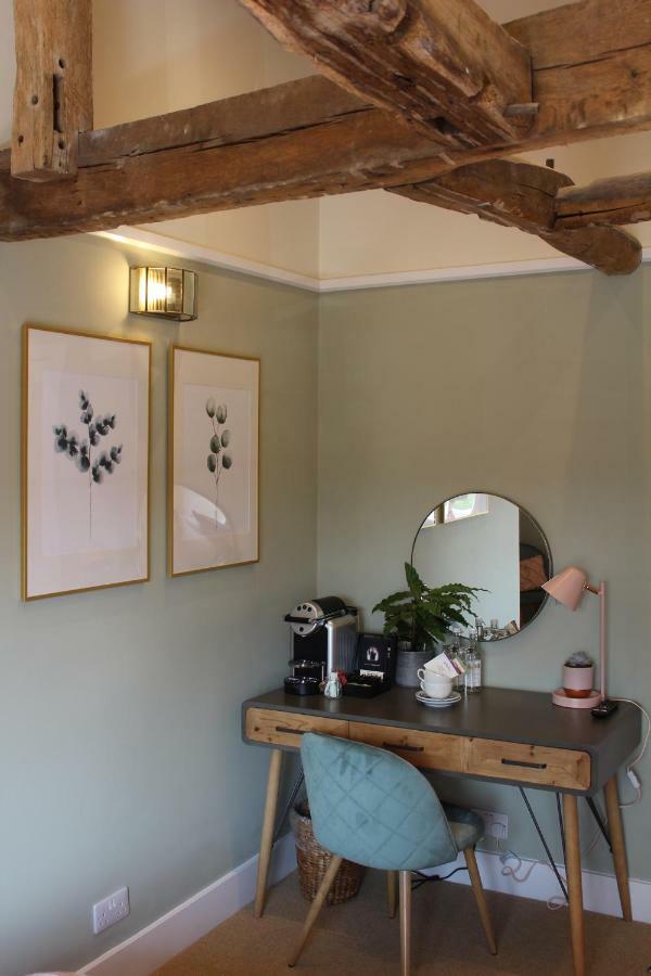 The Nags Head Hotel Great Missenden Bagian luar foto